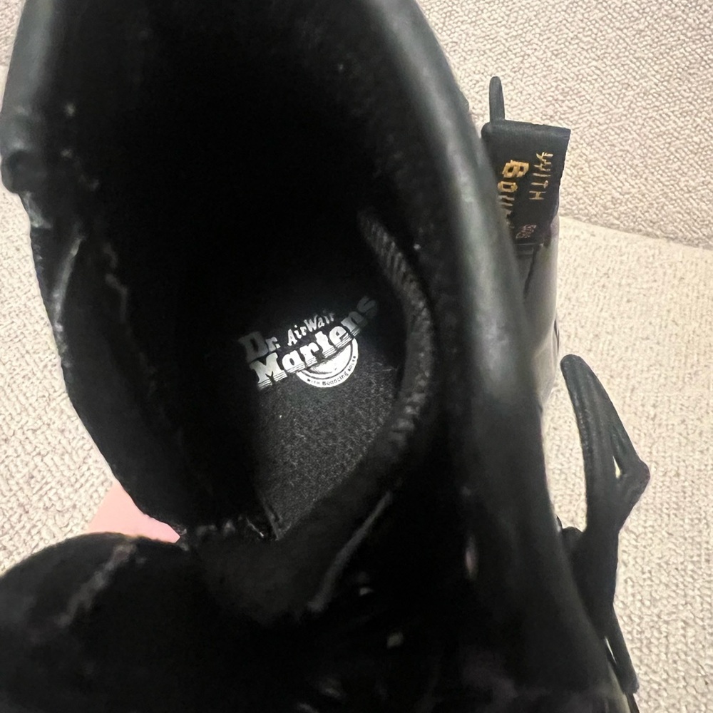 Dr. Martens 1460 Black Patent Leather Lace-Up Boots Toddler size 9 - Picture 7 of 8